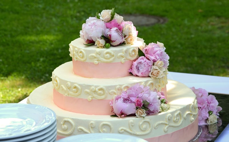 Modern Wedding Cake